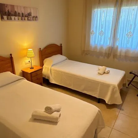 0533 Laura Вилла Эльс-Поблетс