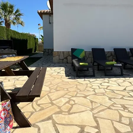 0533 Laura Вилла Эльс-Поблетс